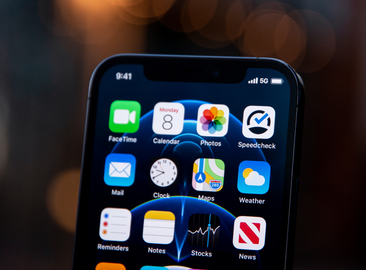 复兴苹果手机维修分享为什么 iPhone 12 在冬季会自动关机 